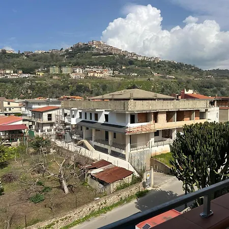 Noemi Luxury - Marina Apartment